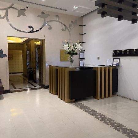 宫殿酒店 阿可贺巴 外观 照片